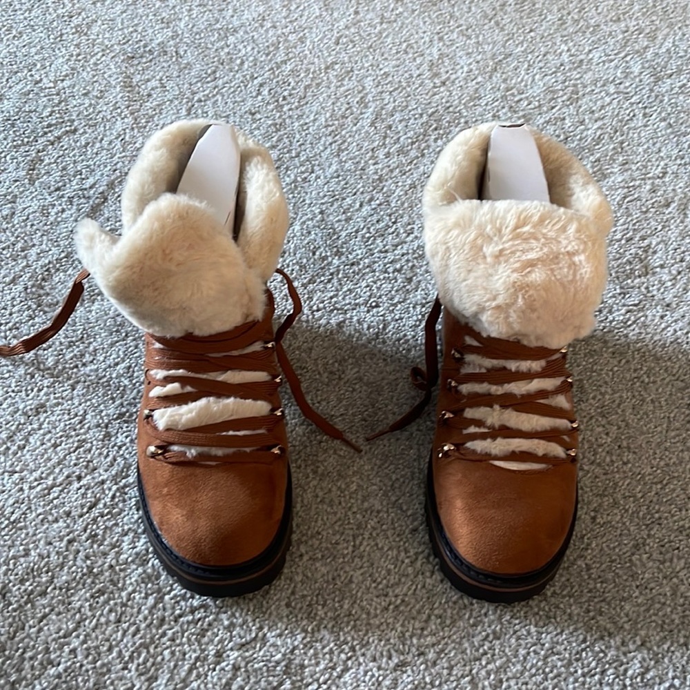 Lug sole booties, suede, chestnut (Size 9)